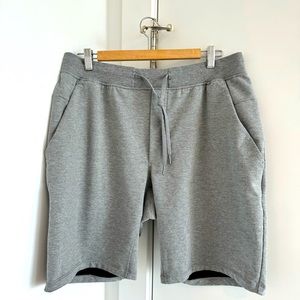 Lulumon Men’s LARGE Steady State 7” Heathered Grey Short